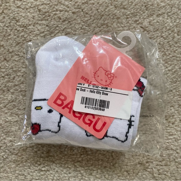 BAGGU HELLO KITTY SOCKS - Picture 2 of 7